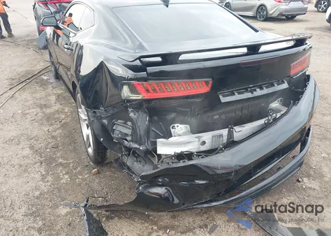 2016 Chevrolet Camaro Ss z USA, uszkodzony, nr VIN 1G1FH1R70G0173853